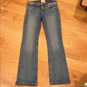REVICE Women's Blue Boot Cut Jeans with flat back and button‎ fly 32